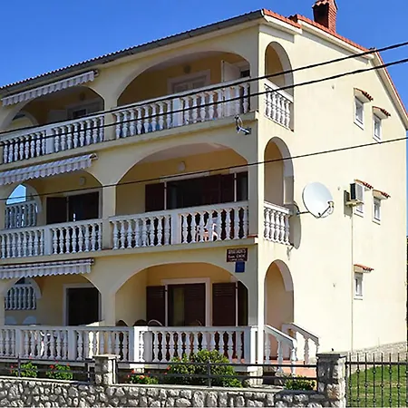 Beautiful In Apartman