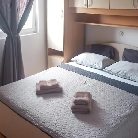 Amazing In With Wifi Apartamento Lopar